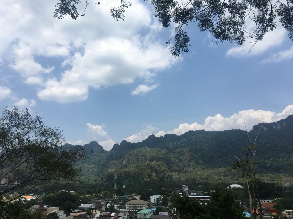 Thaweesuk Heritage Homestay Phang Nga Ngoại thất bức ảnh
